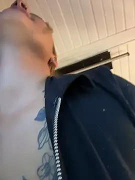 Emiily_W's Live XXX Chat