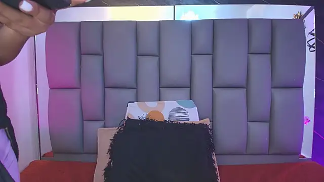 _MiaBrown_'s Live XXX Chat