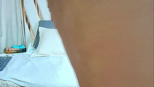 Rachele_x 现场XXX聊天