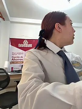 Emily-7_ 라이브 XXX 채팅