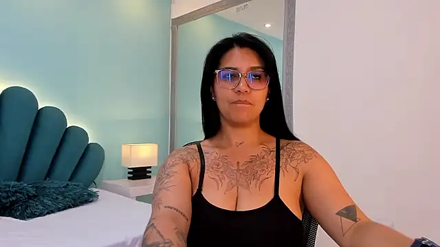 Chat XXX Live sharlott18