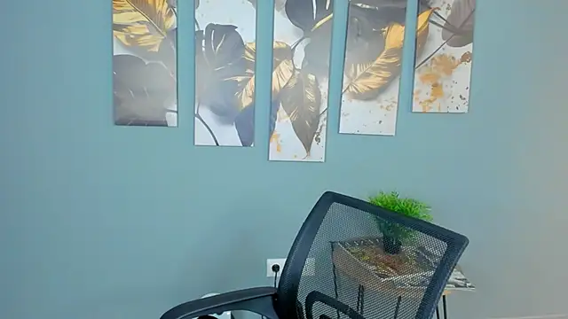 Онлайн чат XXX LilianSwall