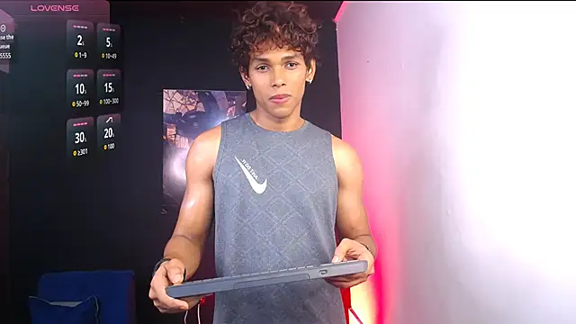 LiamVibes212's Live XXX Chat