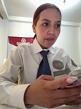 Emily-7_'s Live XXX Chat