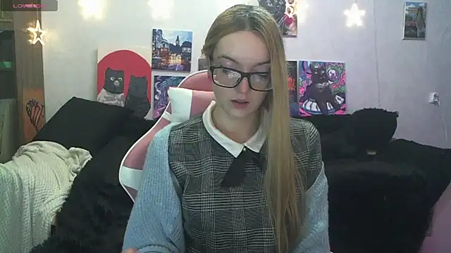 SecretSophia's Live XXX Chat