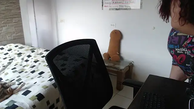 girl_milk2's Live XXX Chat