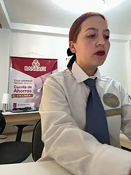 Chat XXX en directo de Emily-7_