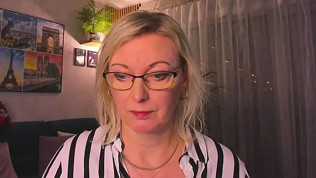 vanessa_chat Live XXX-Chat