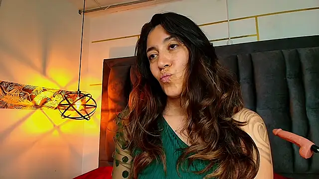 Czat XXX na żywo – VioletaScott_