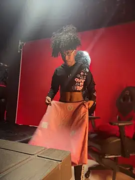 Czat XXX na żywo – Samantha_LS