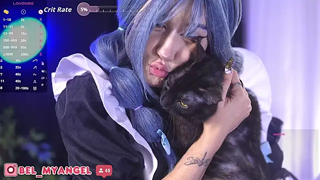 XXX chat uživo modela Bella-Franco