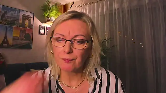 vanessa_chat's Webcam Show