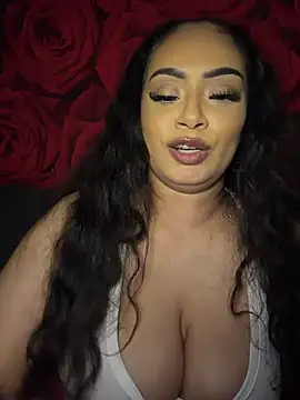 XXX chat uživo modela CarmelaAnthony