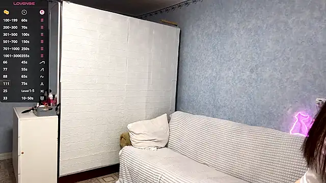 XXX chat uživo modela Lia_rise