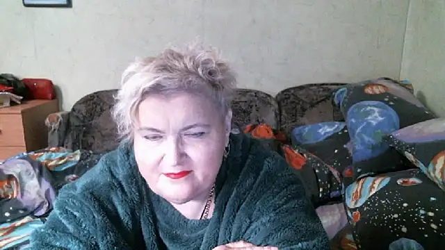 Lana555 Adlı Modelin Canlı XXX Sohbeti