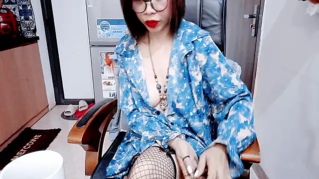 Miu-Le's Live XXX Chat