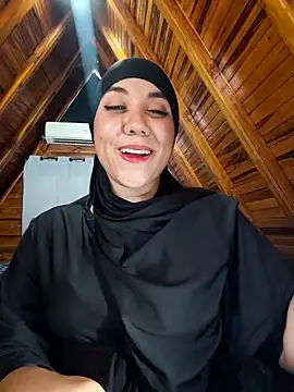 AmbarBurhan Adlı Modelin Canlı XXX Sohbeti