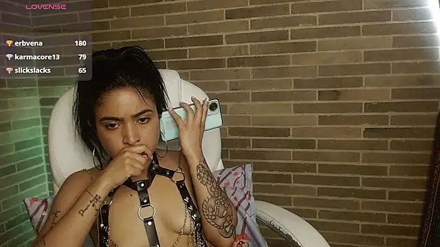 دردشة helenacyruss الجنسية المباشرة