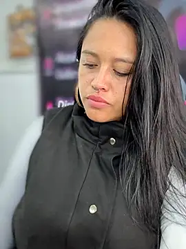 Chat XXX en directo de -Mia1