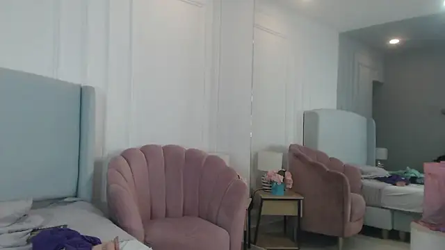 ChantalGarner's Live XXX Chat