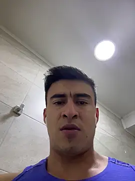 Pertunjukan Kamera Web Chris_Clarck