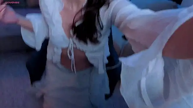 Chat +18 de EmmaJacson ao vivo