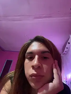 Show modela Trinitranslove na web-kameri