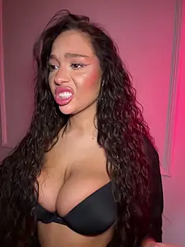 Вебкам-шоу CardiSweetBaby