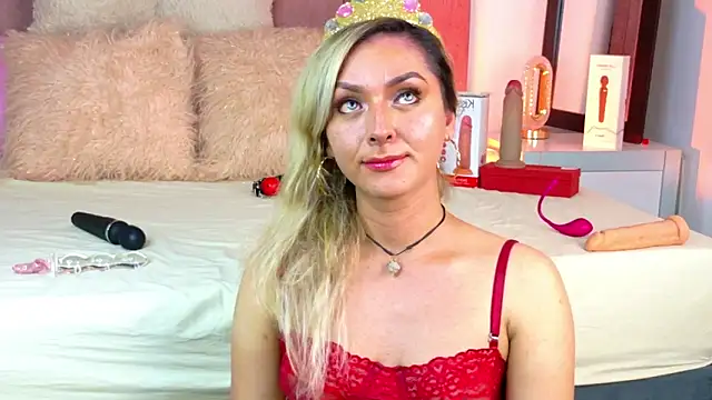 XXX chat uživo modela Lunitaa_Diva