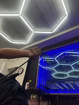 Show modela Johan_stick na web-kameri