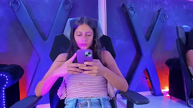 XXX chat uživo modela Agathaargent_