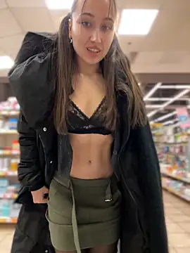 ICrazyOneIRL Live XXX Chat