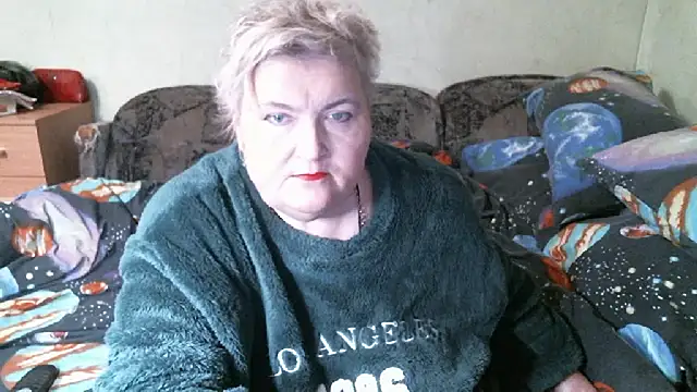 Lana555 Adlı Modelin Canlı XXX Sohbeti