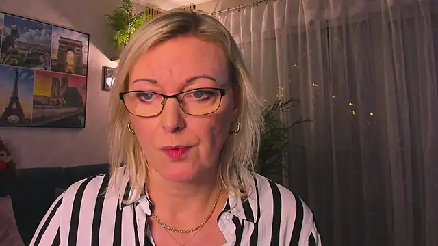 vanessa_chat Chat XXX in diretta