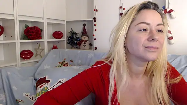 _karolynesyera_: онлайн-секс-чат