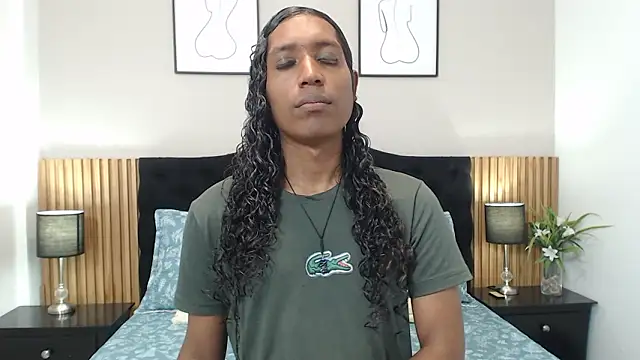 Mia_kheleer Adlı Modelin Web Kamerası Şovu