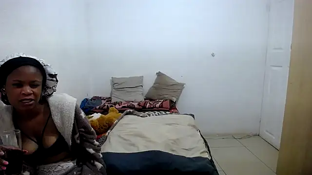 EbonyEssence's Webcam Show