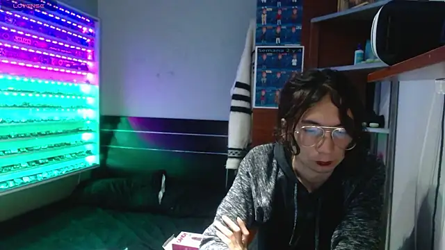 najimi_uwu Show Webcam