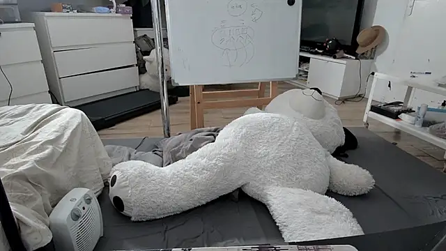 CeriseLapine Chat XXX in diretta