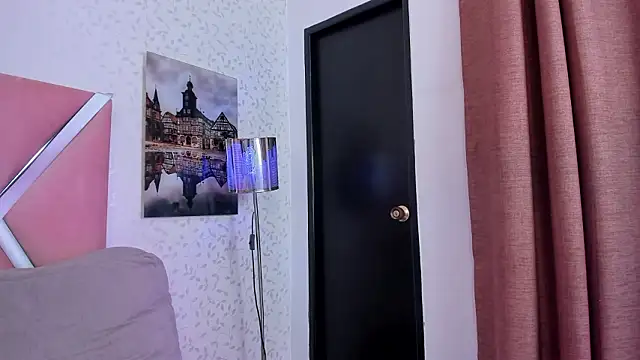 Онлайн чат XXX Helenn_monroy1