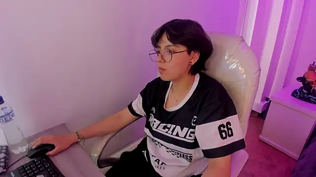 Chat +18 de Nathaly_ds ao vivo