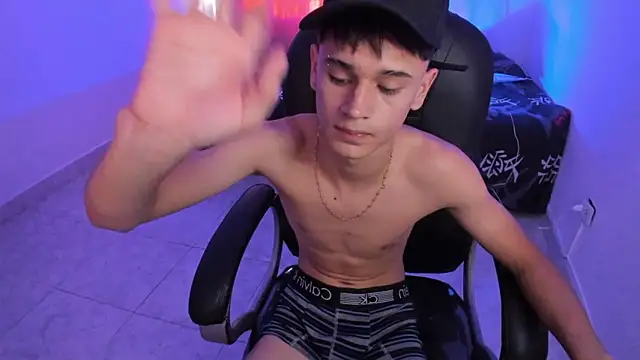 Živý XXX chat Aron_Boyy