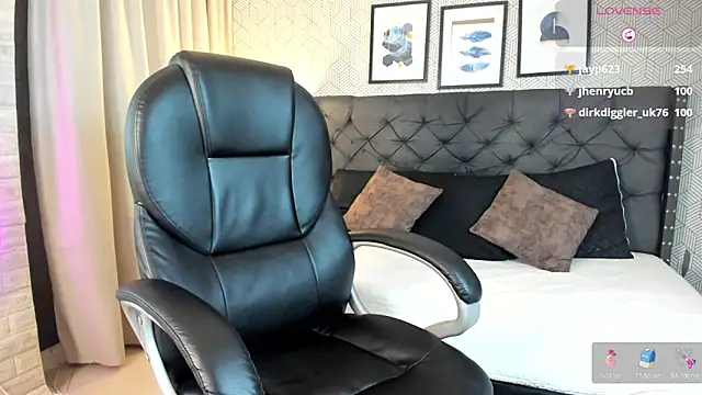 sophie__blare Chat XXX live