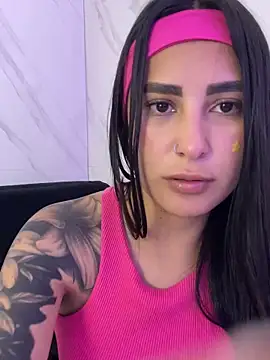 MAVI_EC Adlı Modelin Canlı XXX Sohbeti