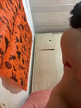 Chat XXX en directo de sisterhong