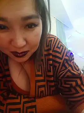 HellaWerlous' Live XXX Chat