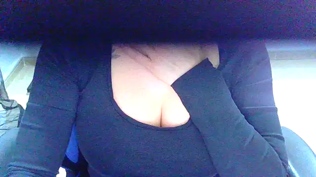 Chat XXX ao vivo de LARACRUZ30