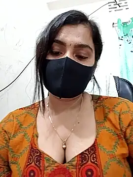 Pokazy przed kamerką – Ritusri_Dotta