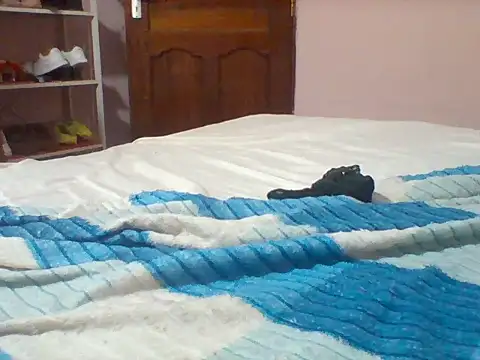 Hotty_254 live XXX chat