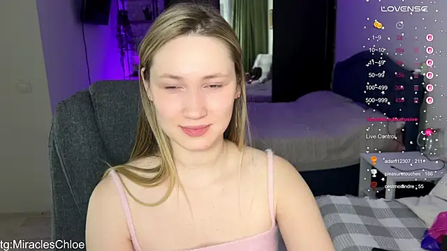 دردشة ChloeMillerMeow الجنسية المباشرة